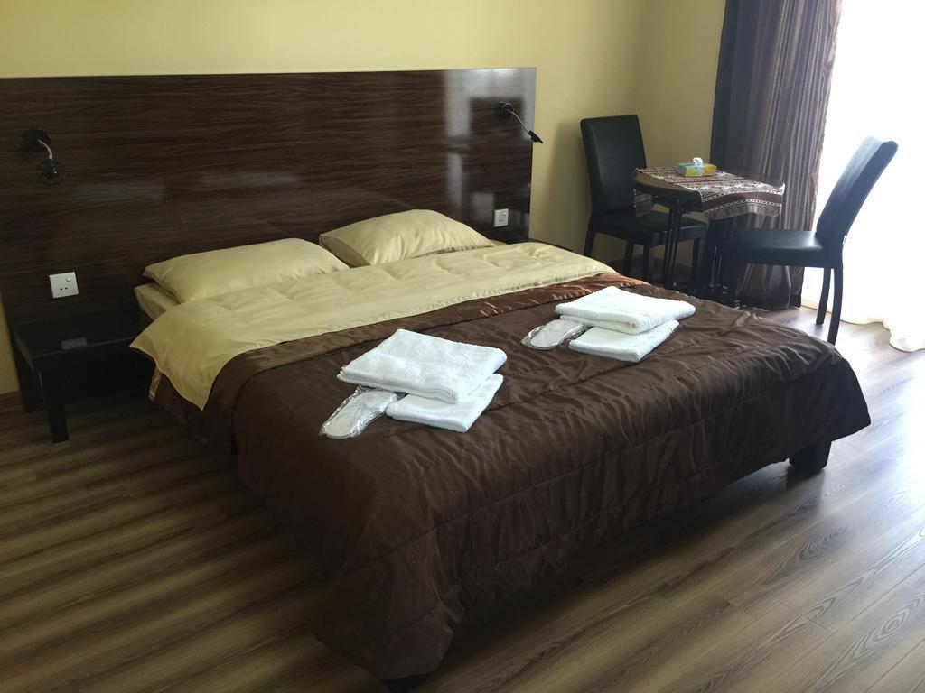 Best Hotel Aygestan Yerevan Exterior photo