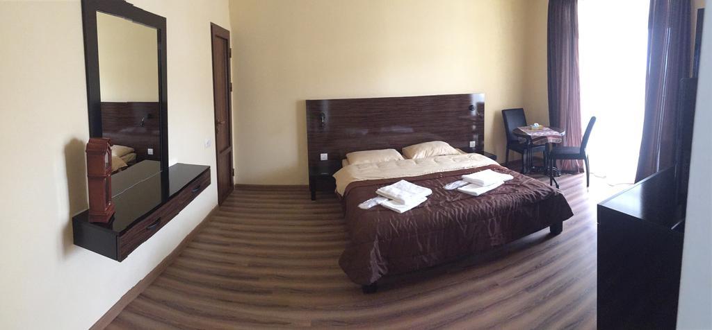 Best Hotel Aygestan Yerevan Exterior photo