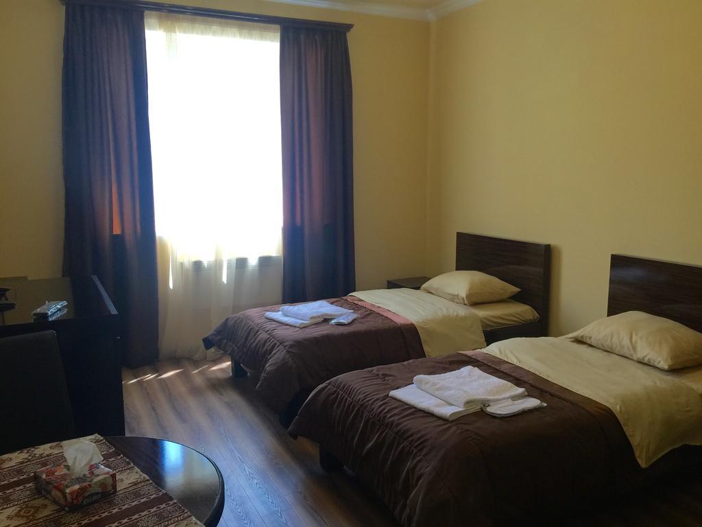 Best Hotel Aygestan Yerevan Exterior photo