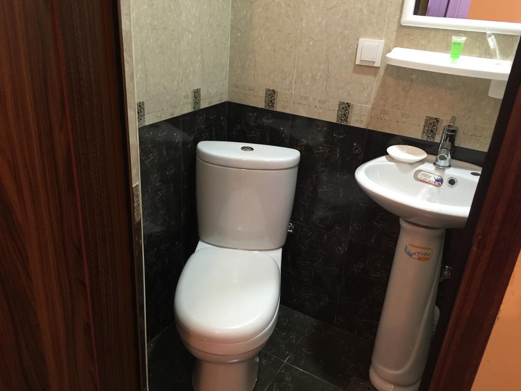 Best Hotel Aygestan Yerevan Exterior photo